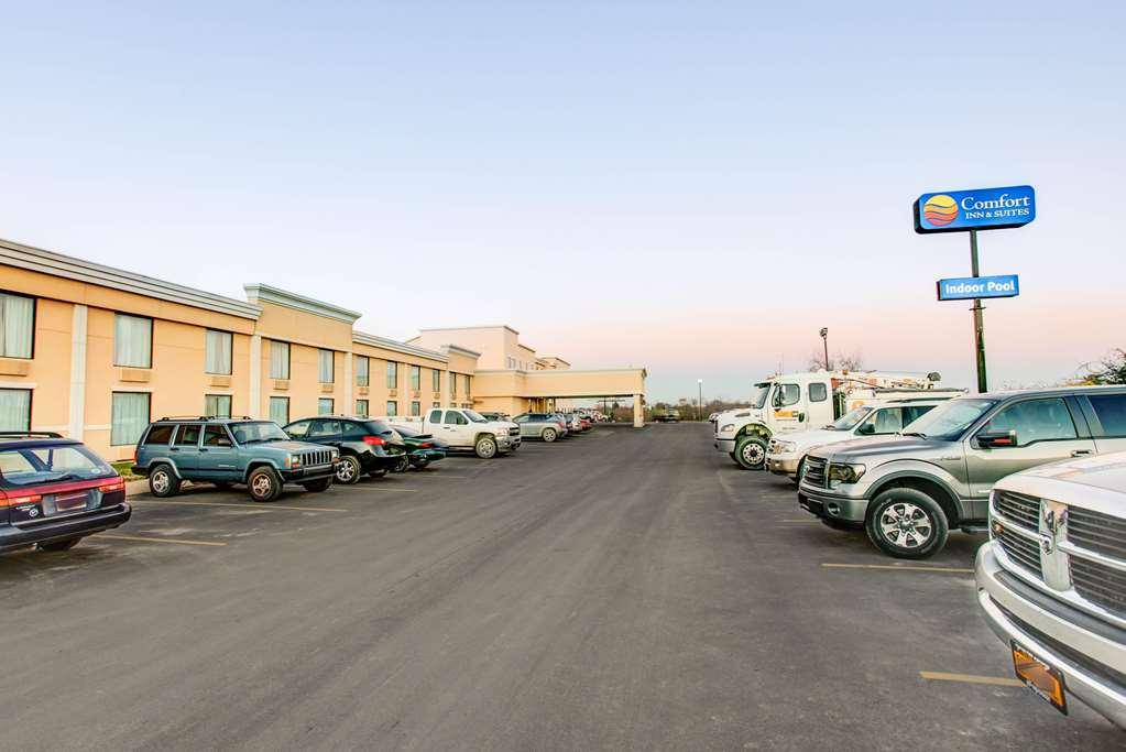 Triadelphia Comfort Inn & Suites מראה חיצוני תמונה