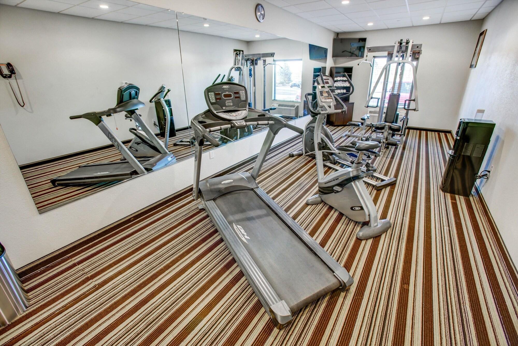 Triadelphia Comfort Inn & Suites מראה חיצוני תמונה